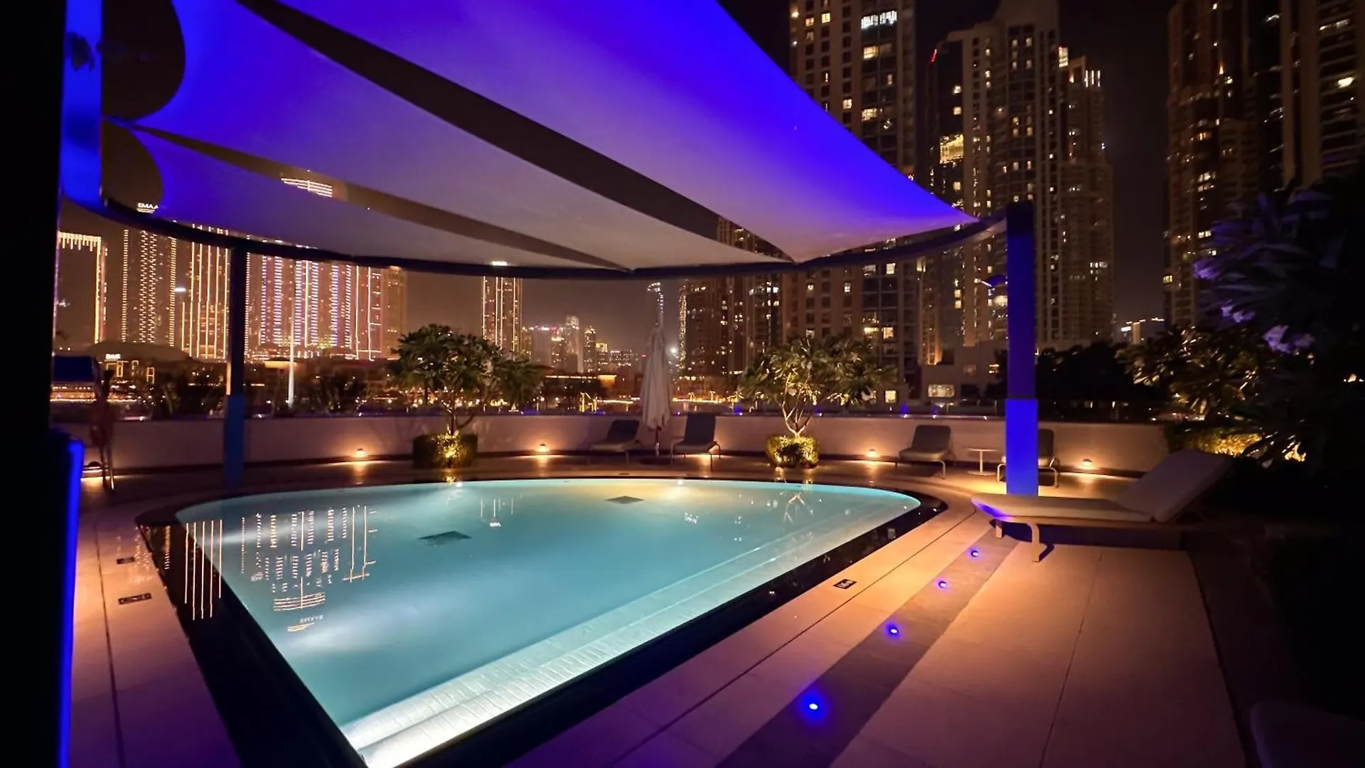 Neyazi Homes - Elegant 1Br Apartment In Grande, Downtown, Dubai