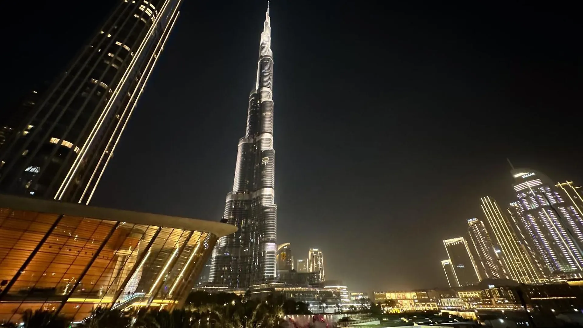 Neyazi Homes - Elegant 1Br Apartment In Grande, Downtown, Dubai